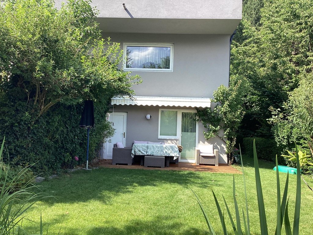 garden apartment