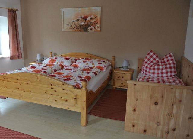 Dreibettzimmer-Beim-Lener.jpg