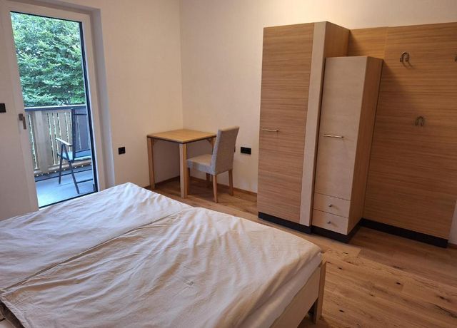 Summit-View-Apartment-3.jpg