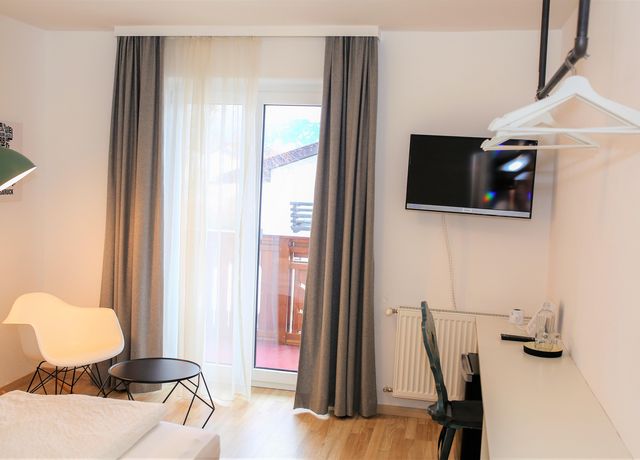 einbettzimmer-3.jpg